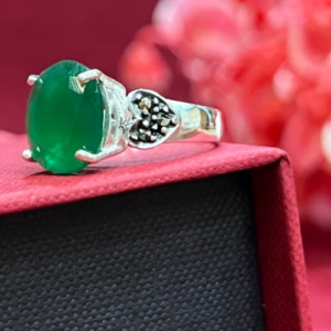 Elegant Green Stone Silver Ring